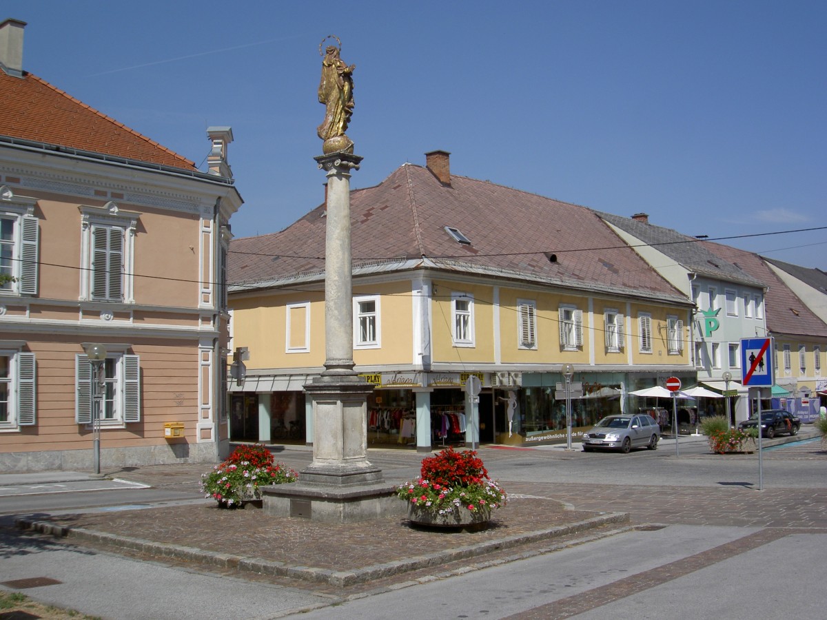 Deutschlandsberg, Marktplatz mit Marienstatue (19.08.2013)