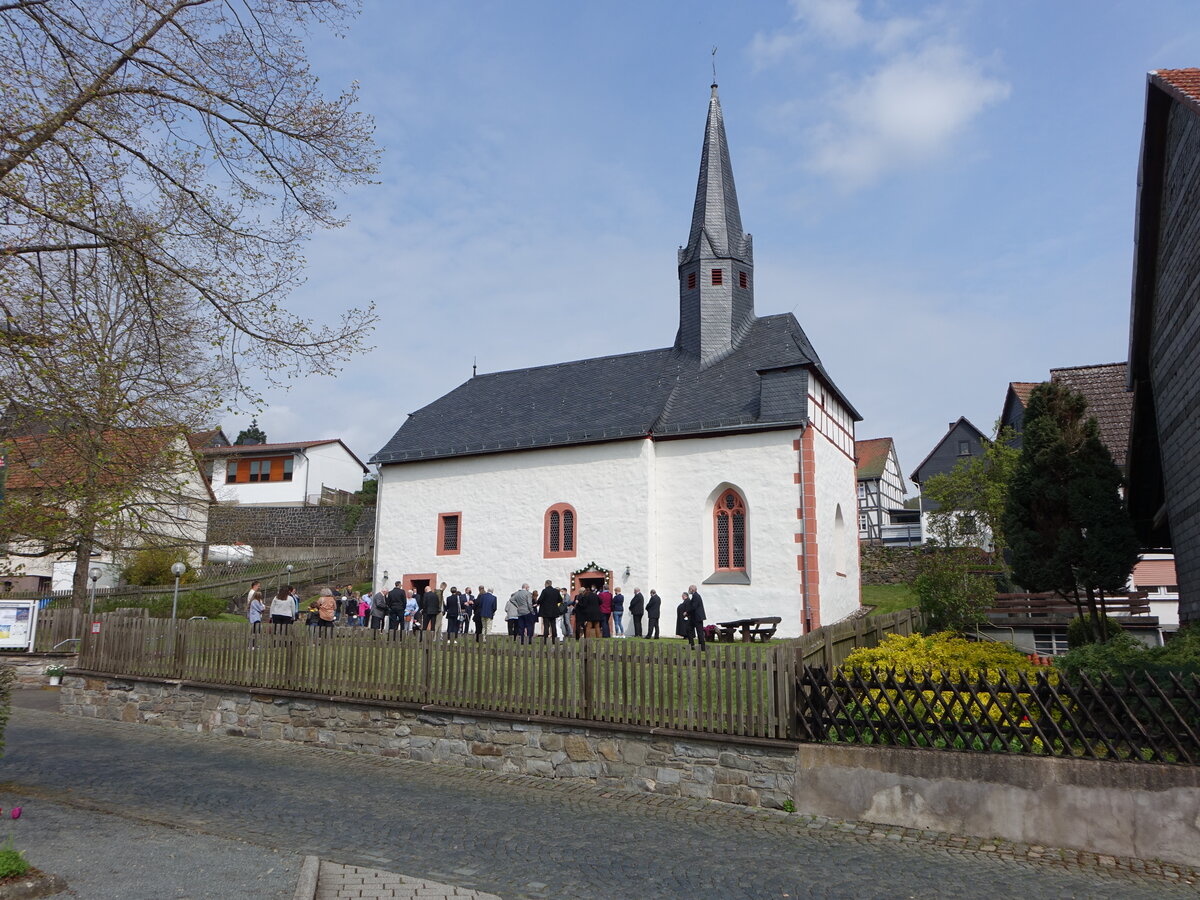Dexbach, evangelische Kirche, sptgotischer Bau aus dem 13. Jahrhundert (01.05.2022)