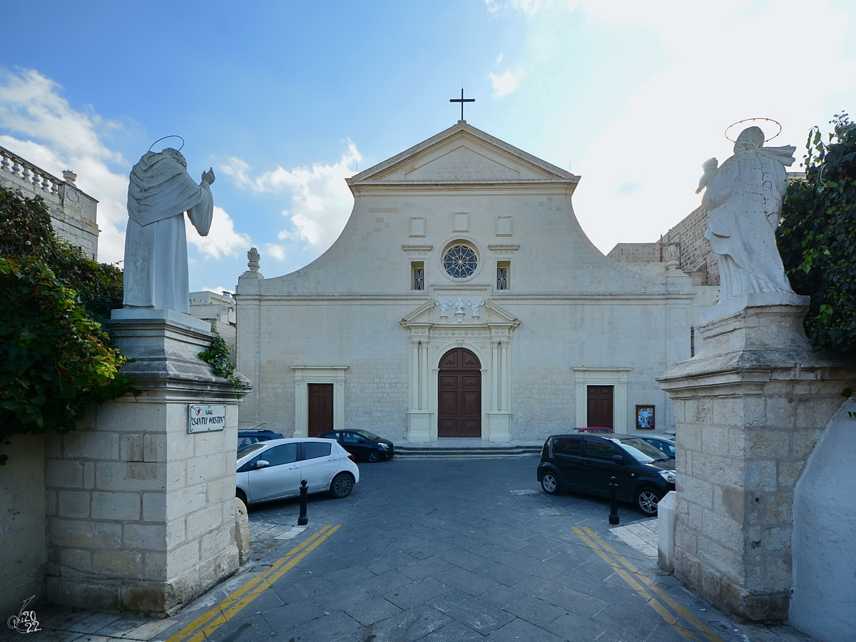 Die von 1571 bis 1588 erbaute Markuskirche hat eine im Renaissancestil gehaltene Fassade. (Rabat, Oktober 2017)