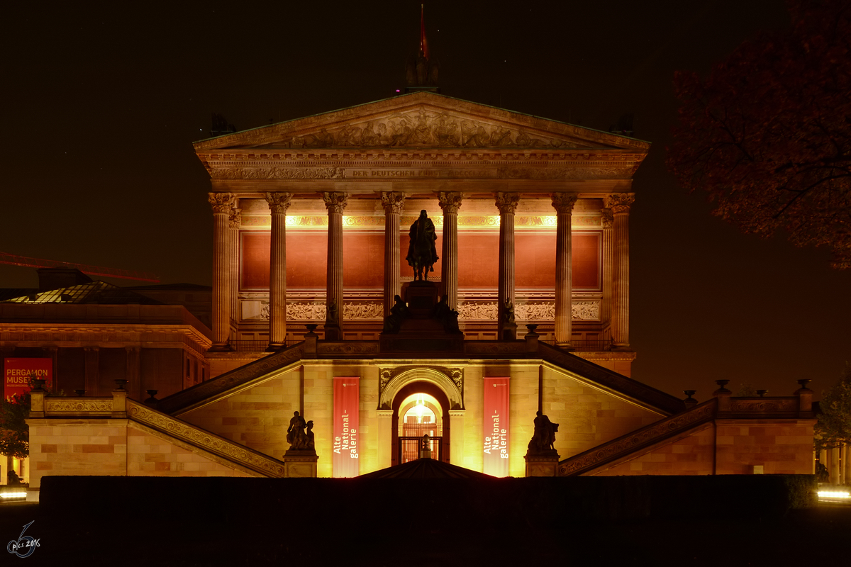 Die Alte Nationalgalerie auf der Museumsinsel in Berlin-Mitte. (November 2014)