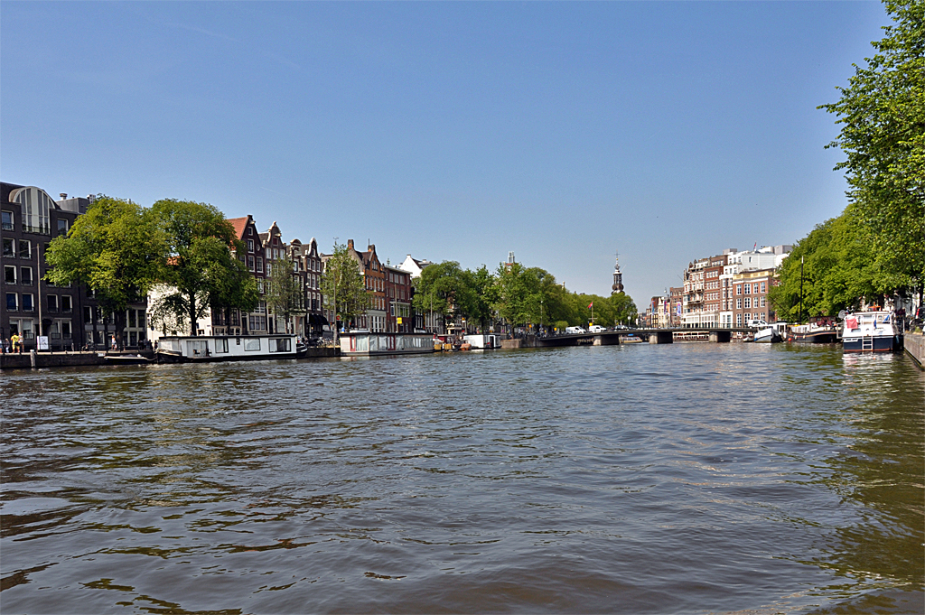 Die  Amstel  fließt durch Amsterdam - 23.07.2013
