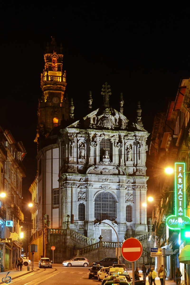 Die barocke Igreja dos Clrigos (Kirche der Kleriker) wurde zwischen 1732 und 1750 erbaut. (Porto, Mai 2013)