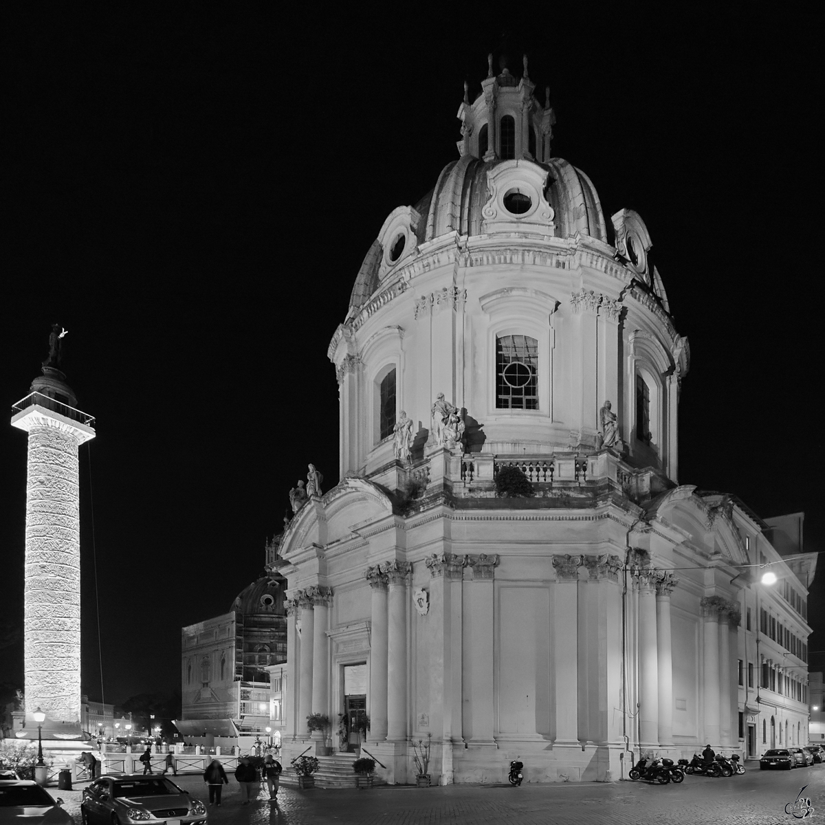 Die barocke Kirche Santissimo Nome di Maria al Foro Traiano stammt aus der Mitte des 18. Jahrhunderts und steht direkt an der Trajanssule. (Rom, Dezember 2015)