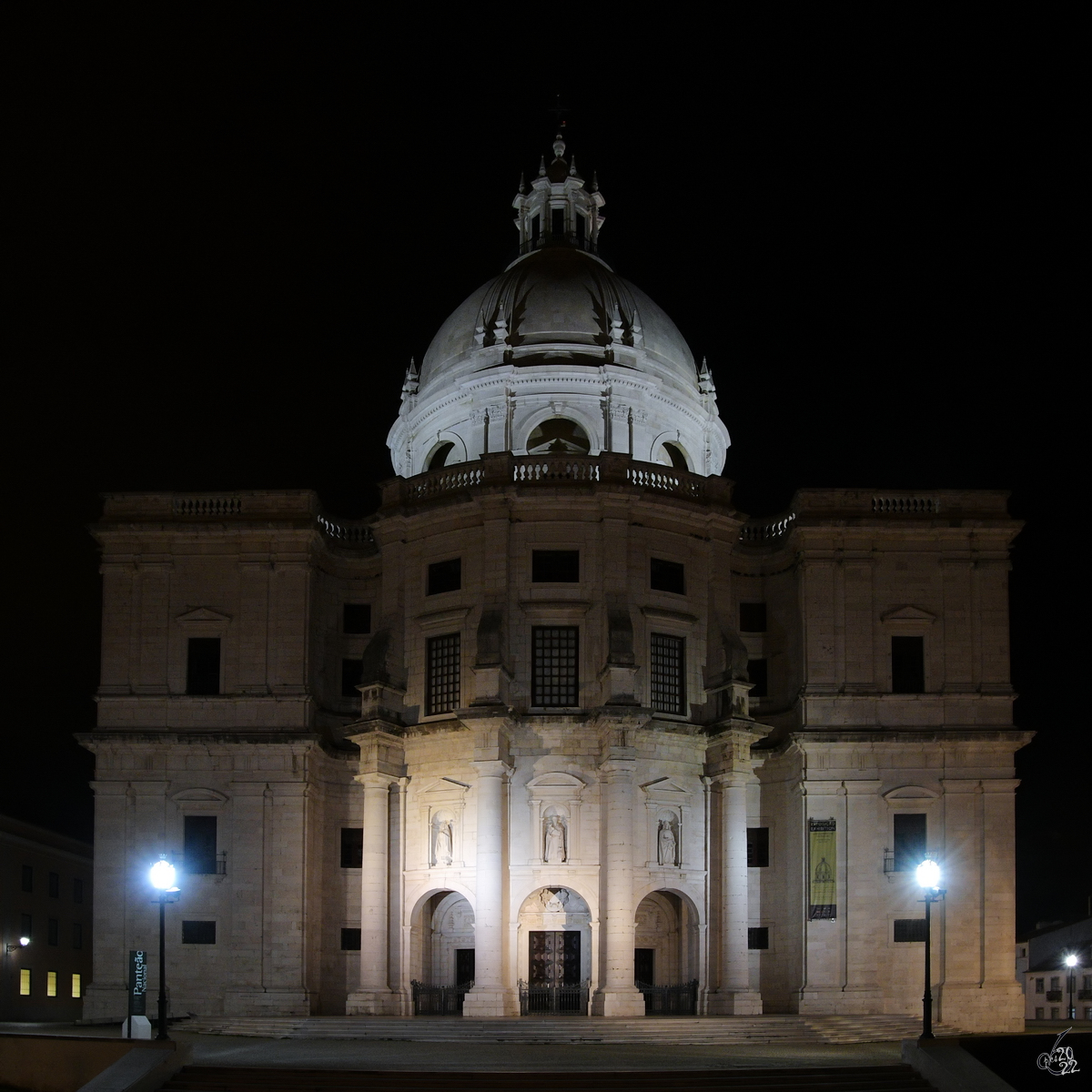 Die Barockkirche Igreja de Santa Engrcia (Kirche der heiligen Engrcia) wurde im 17. Jahrhundert erbaut. (Lissabon, Januar 2017)