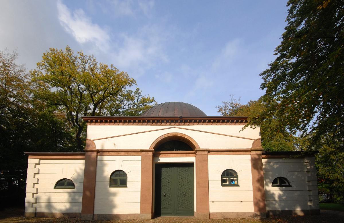 Die Bundsenkapelle auf dem Alten Friedhof in Flensburg. Aufnahme: September 2011.