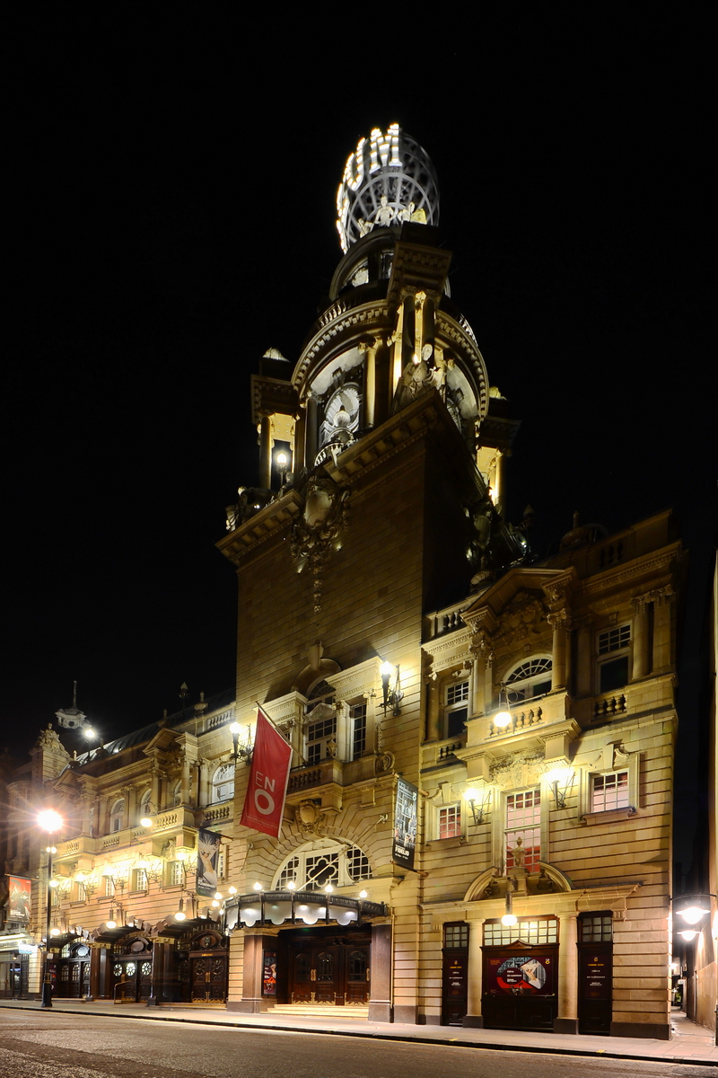 Die English National Opera (ENO) ist eines der beiden groen Opernhuser in London, welches im 1904 eingeweihten Coliseum Theatre auffhrt. (September 2013)