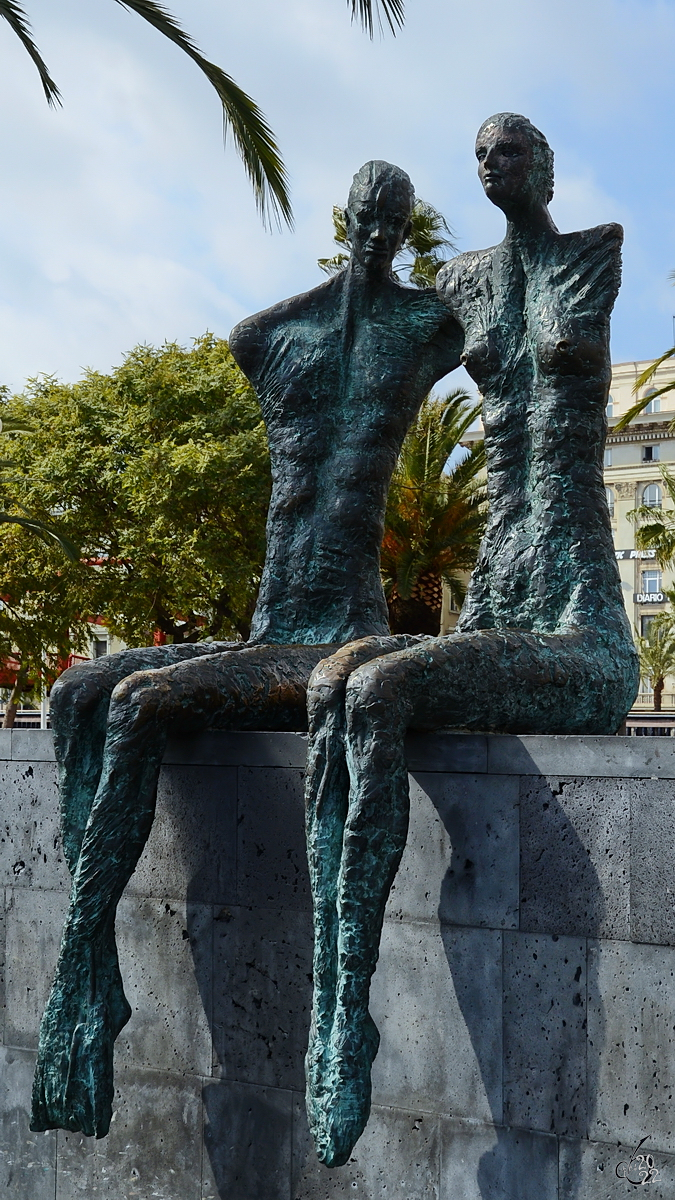 Die Figurengruppe  La Parella  auf dem Passeig de Colom in Barcelona. (Februar 2012)