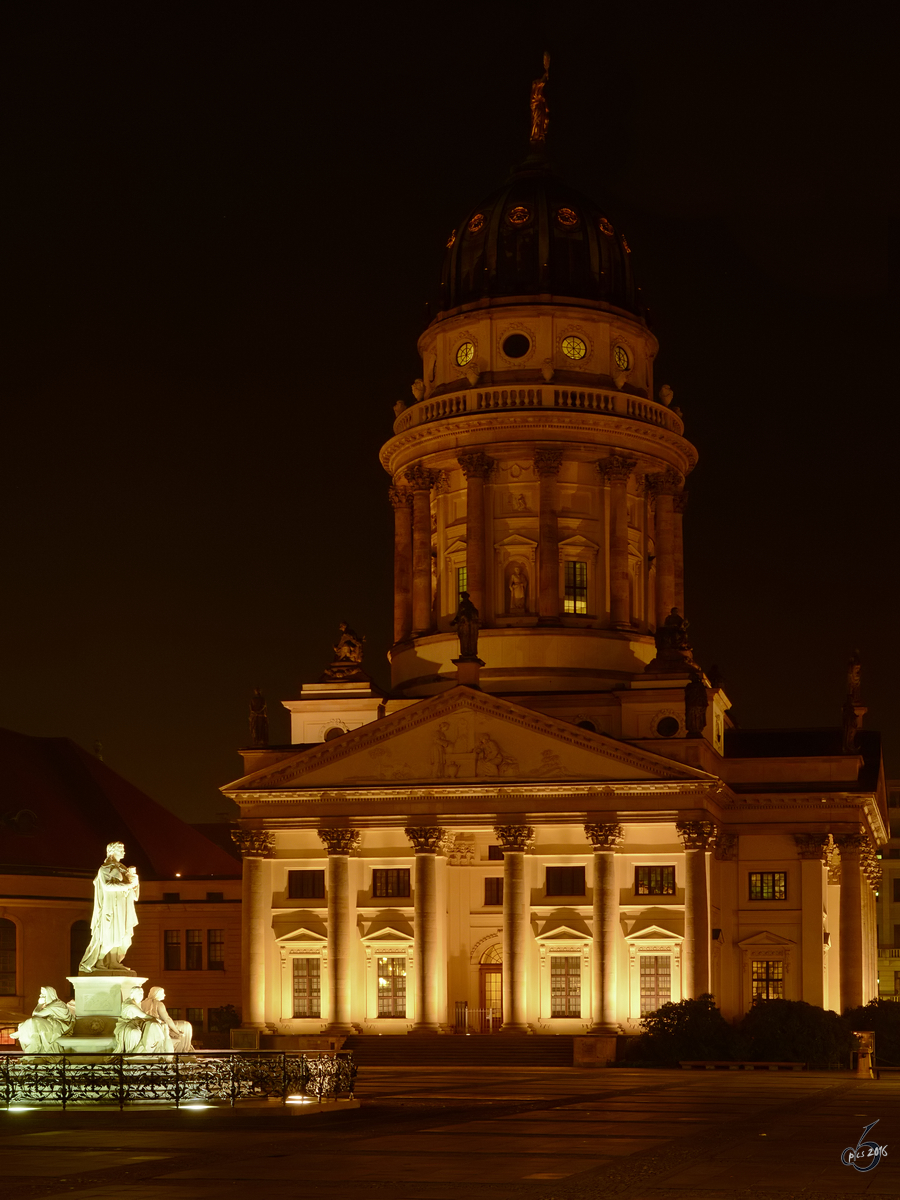 Die Franzsische Friedrichstadtkirche auf dem Gendarmenmarkt in Berlin-Mitte. (November 2014)