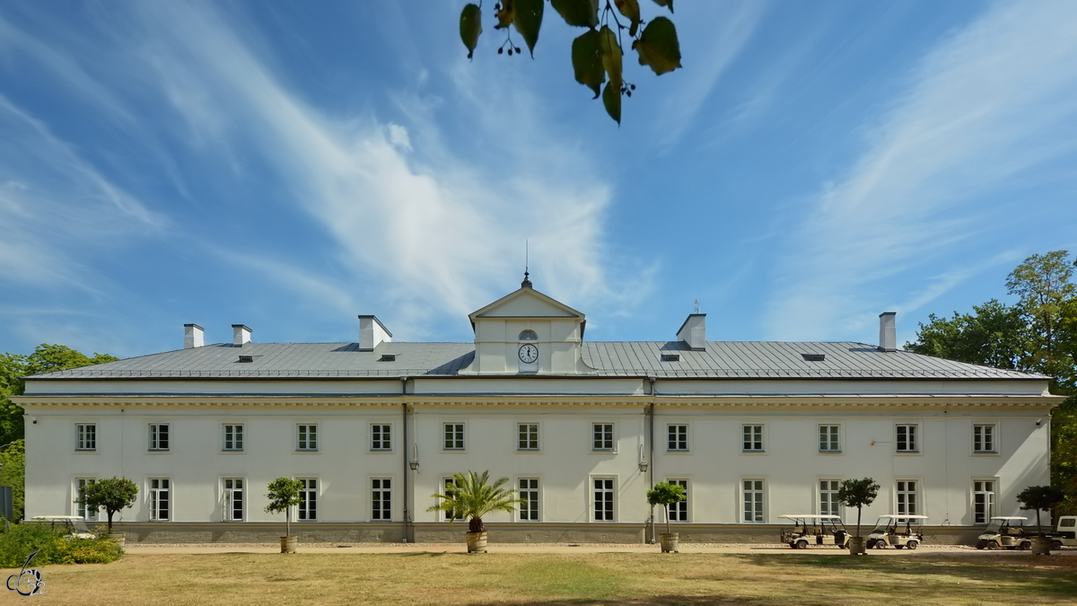 Die groen Offizine (Fhnrichsschule) wurde im 17. Jahrhundert errichtet. (Warschau, August 2015)