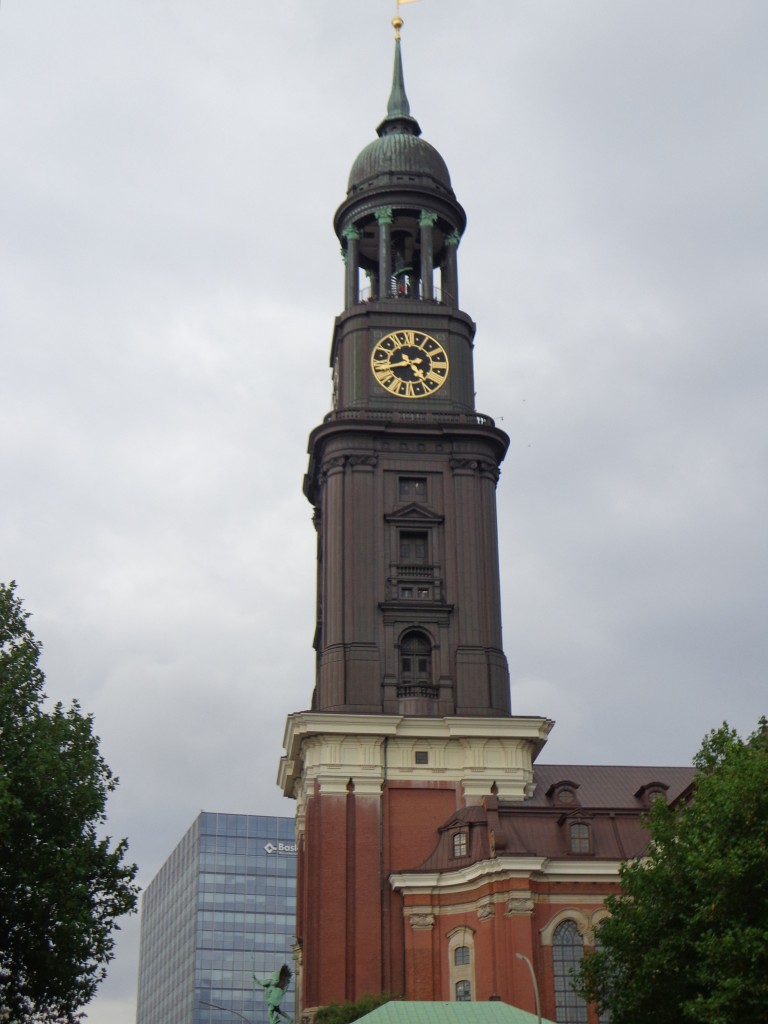 Die Hamburger St.Michaelis-Kirche (Michel) am 13.09.13 