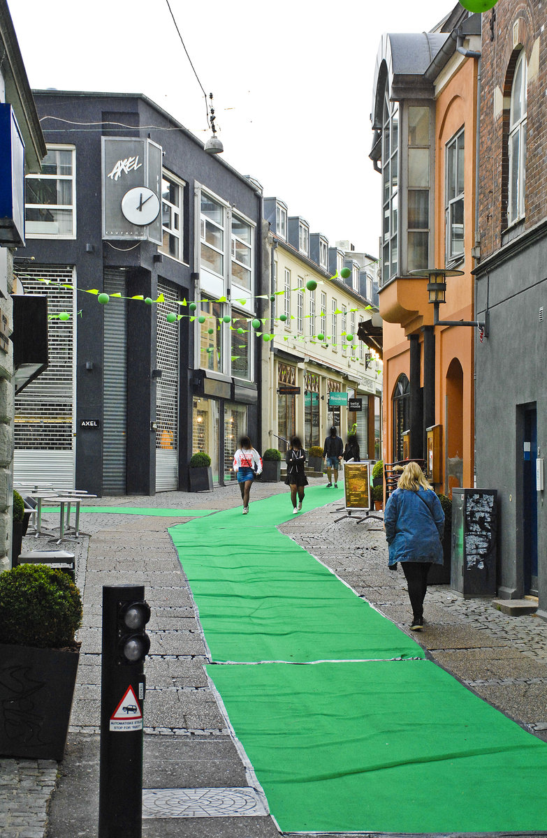 Die Kleine Gasse Sankt Clemens Strde in Aarhus, Dnemarks zweitgrsste Stadt. Aufnahmedatum: 5. Juni 2017.