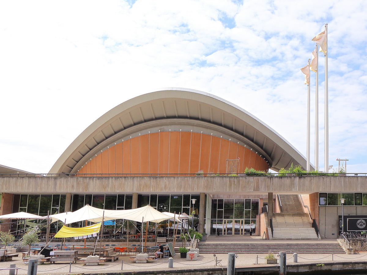 Die Kongresshalle  an der John-Foster-Dulles-Allee im Groen Tiergarten am 11. Juni 2022 in Berlin Tiergarten.