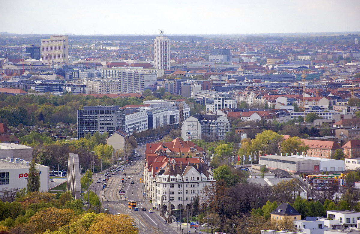 Die Leipziger Innenstadt vom Vlkerschlachtdenkmal aus gesehen. Aufnahme: 29. April 2017.