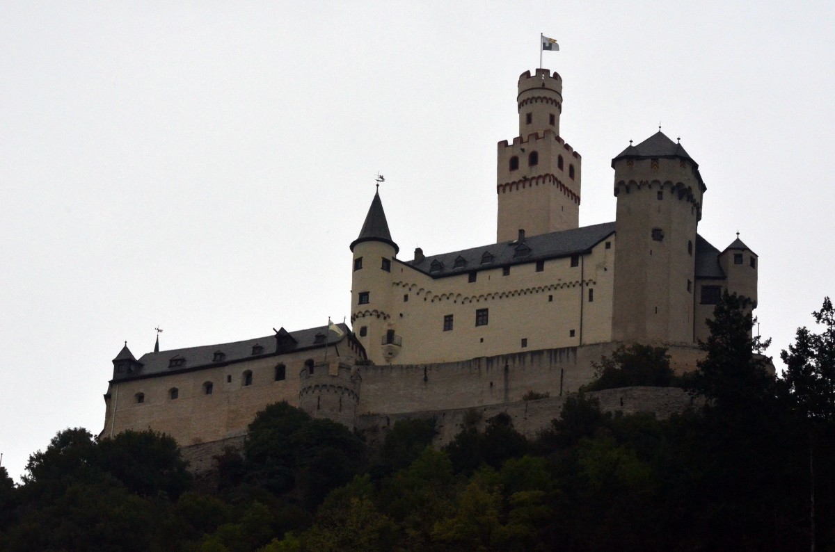 Die Marksburg am Rhein bei Braubach wurde von mir am 26.09.2013 bestiegen. Die Burg wurde um 1517 erbaut.