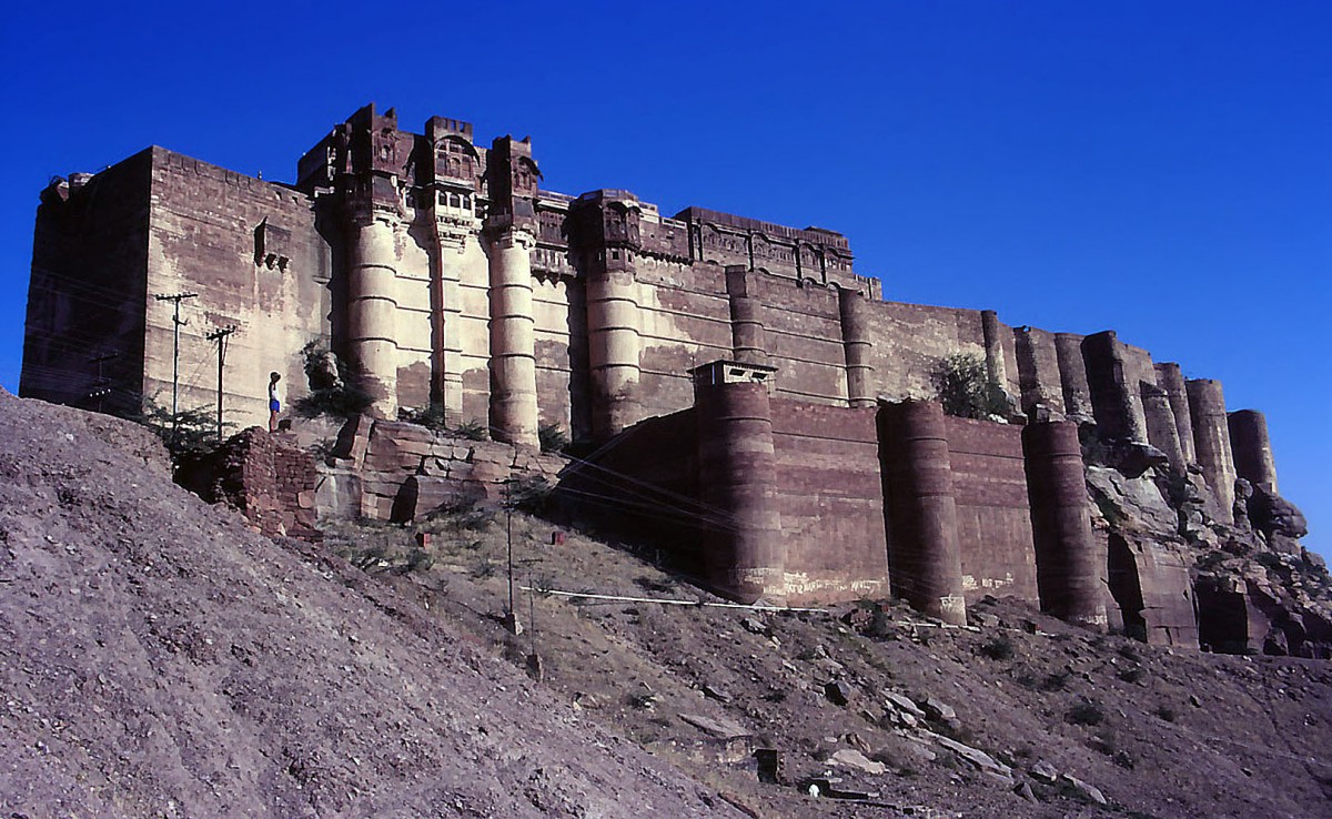 Die Meherangarh-Festung in Jodhpur. Aufnahme: November 1988 (Bild vom Dia).