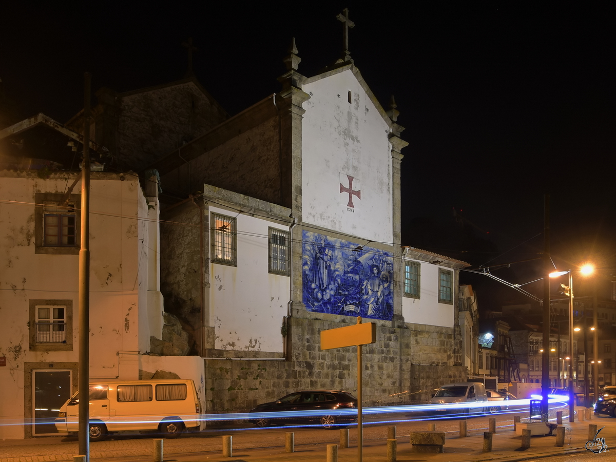 Die Pfarrkirche von Massarelos (Igreja Paroquial de Massarelos) steht etwas abseits der historischen Altstadt in Porto. (Januar 2017)