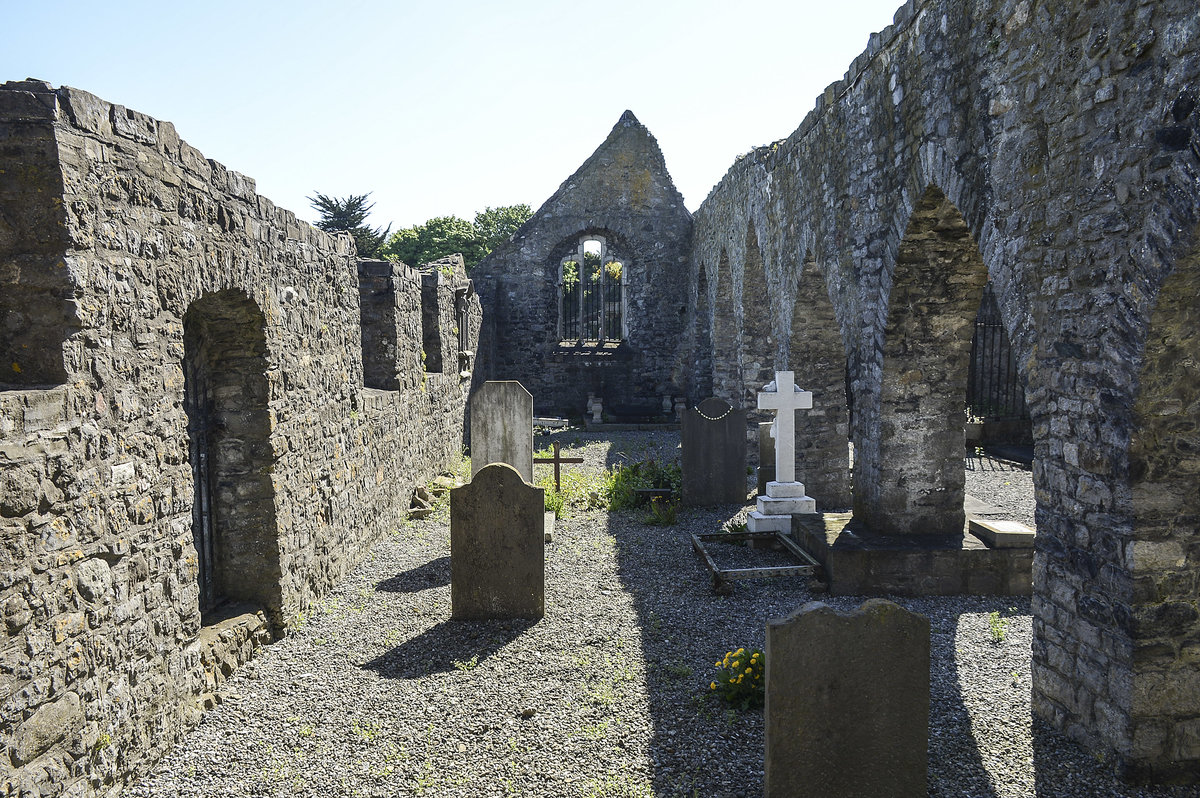 Die Ruinen von St. Mary's Abbey in Howth stlich von Dublin. Aufnahme: 12. Mai 2018.