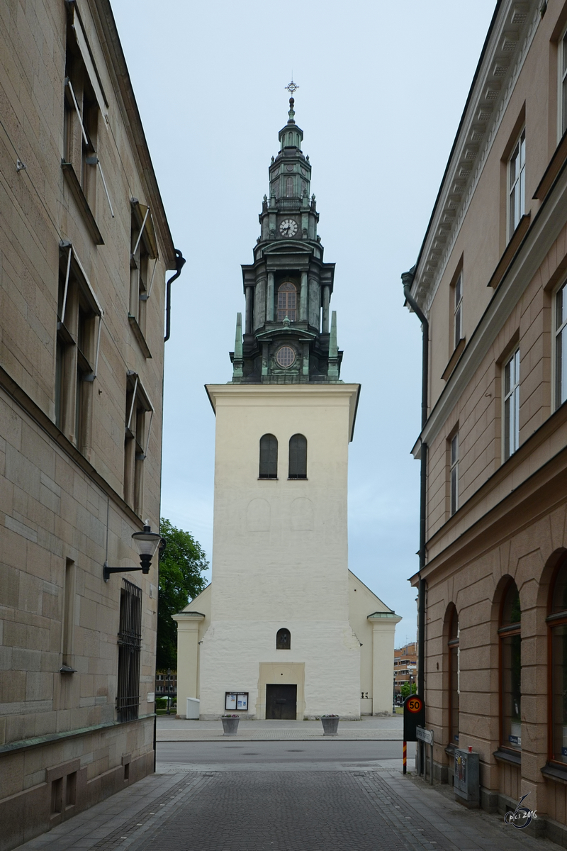 Die Sankt Lars Kirche befindet sich in der Innenstadt von Linköping. (Juni 2012)
