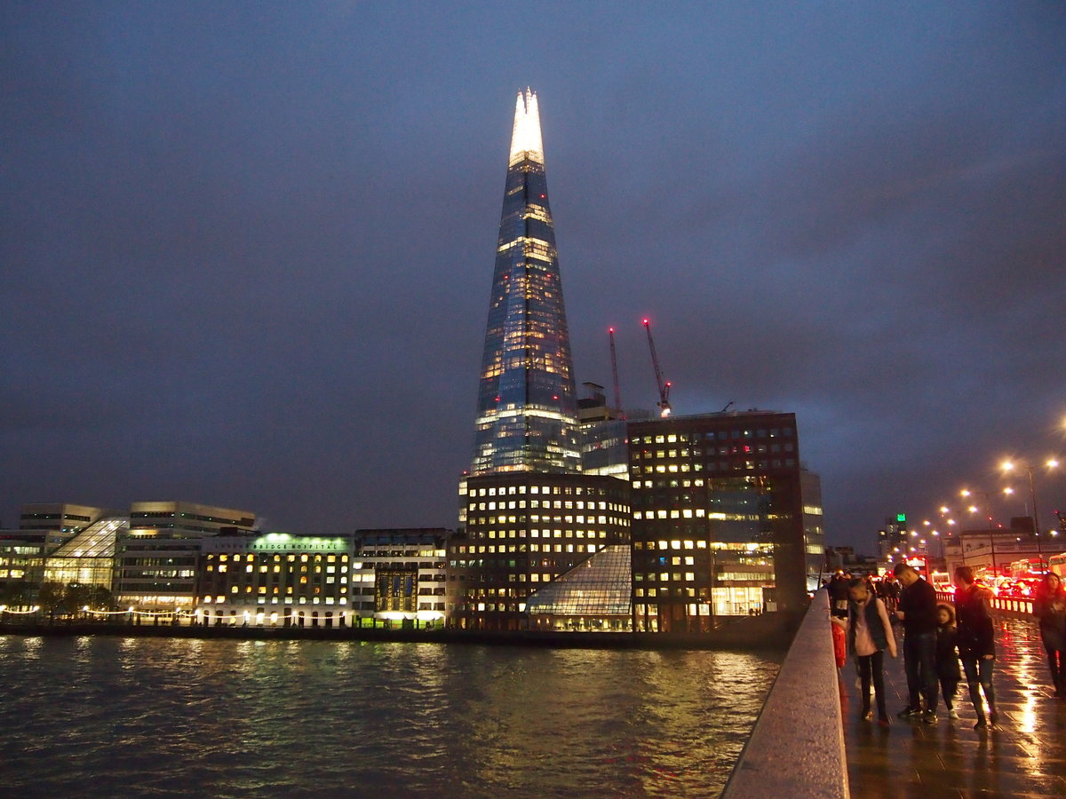 Die  Scherbe  - Shard of Glass (310m) in London am 10.11.201¨8