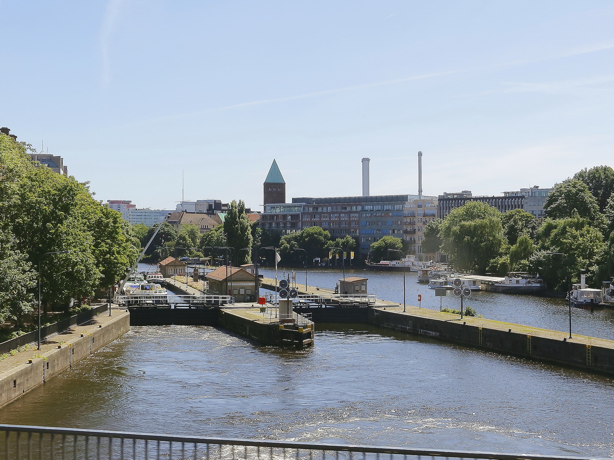 Die Schleuse Mhlendamm am 06. Juni 2018 in Berlin Mitte.