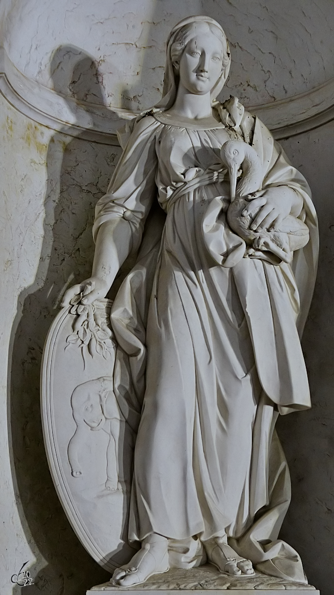 Die Skulptur  Dankbarkeit  (Gratidao) im Innenhof des Nationalpalastes von Ajuda (Palcio Nacional da Ajuda) in Lissabon. (Januar 2017)