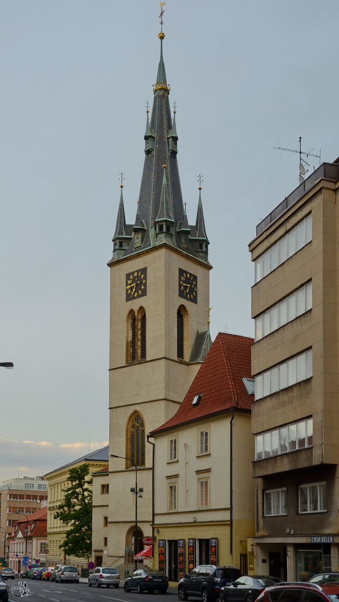 Die St.-Stephans-Kirche in Prag wurde ab 1351 im gotischen Stil erbaut. (September 2012)