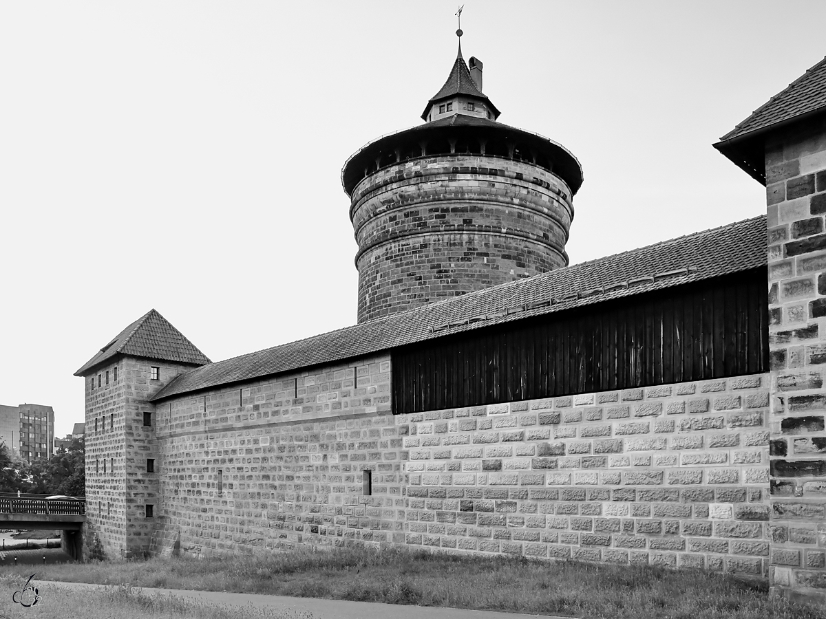 Die Stadtmauer ist eines der bedeutenden Kunst- und Baudenkmler der Stadt Nrnberg. (Juni 2019)