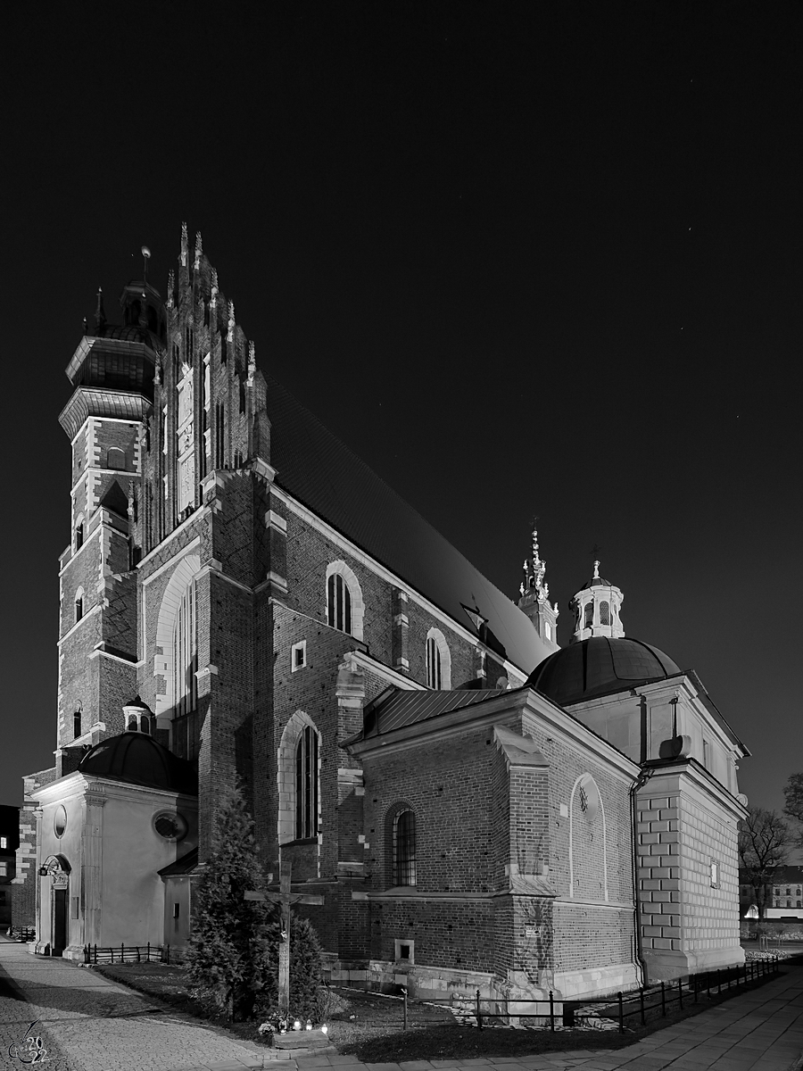 Die im Stil der Backsteingotik erbaute Augustinerkirche in Krakau stammt aus dem 14. Jahrhundert. (Mrz 2014