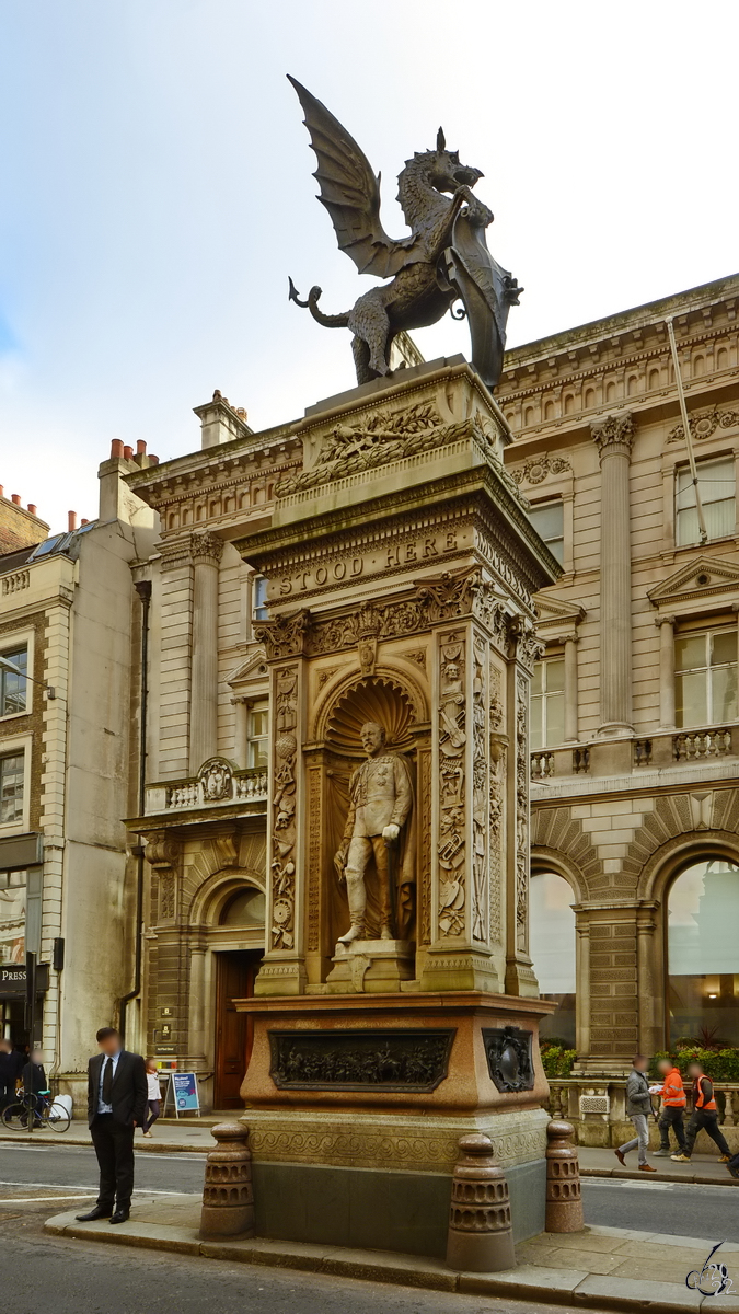 Die Temple Bar bezeichnet einen Grenzpunkt, der die westlichste Ausdehnung der City of London an der Strae nach Westminster markiert. (London, Februar 2015)