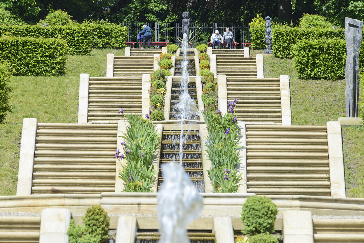 Die Treppen im Barockgarten von Schloss Gottorf in Schleswig.
Aufnahme: 29. Mai 2019.