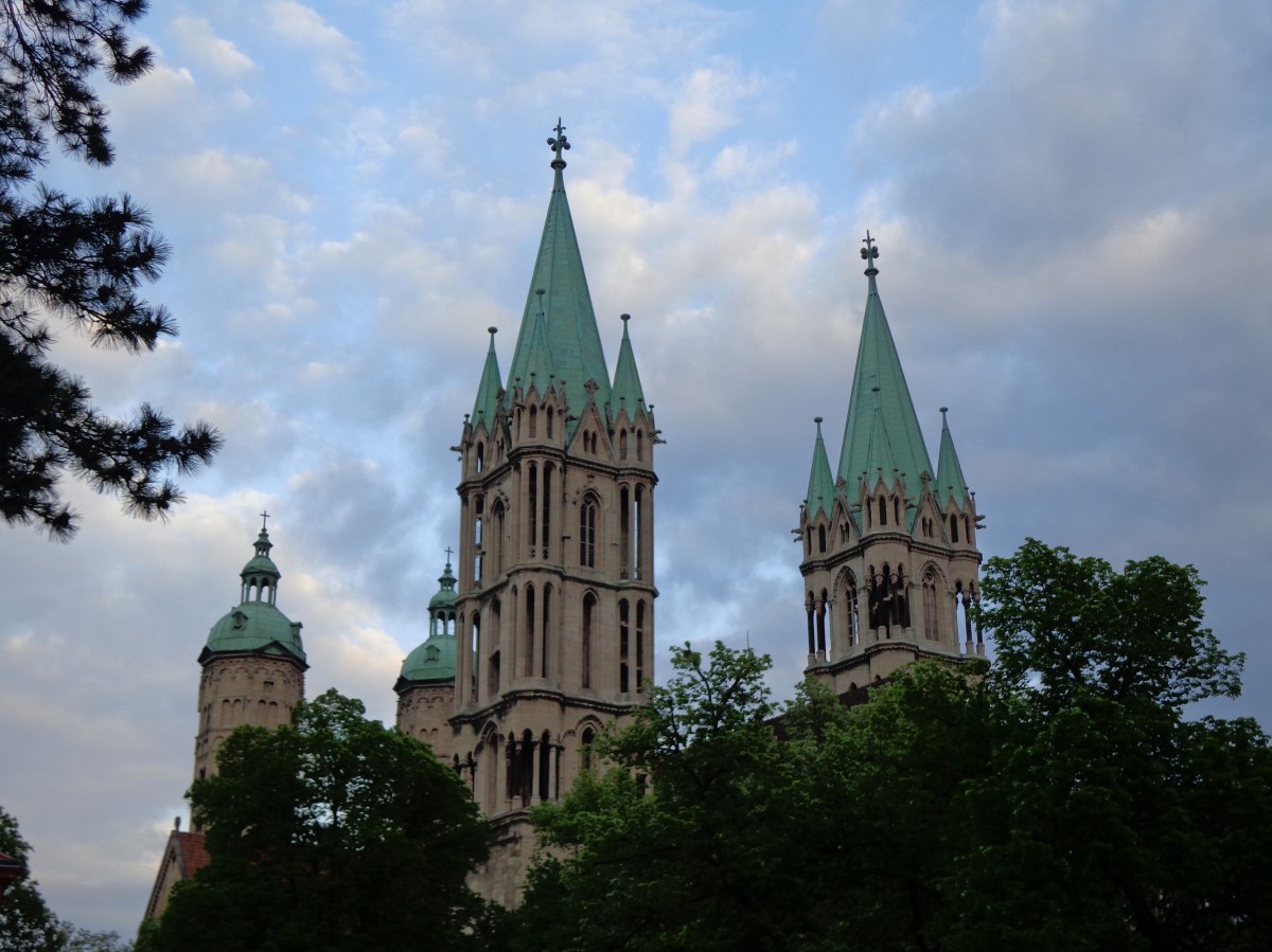 Die Trme des Naumburger Doms am 22.04.14