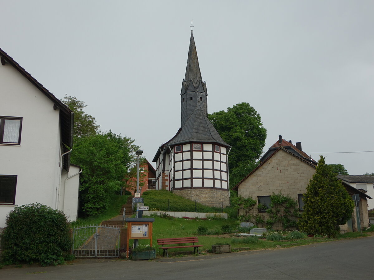 Diedenshausen, evangelische Kirche, erbaut von 1796 bis 1805 (16.05.2022)