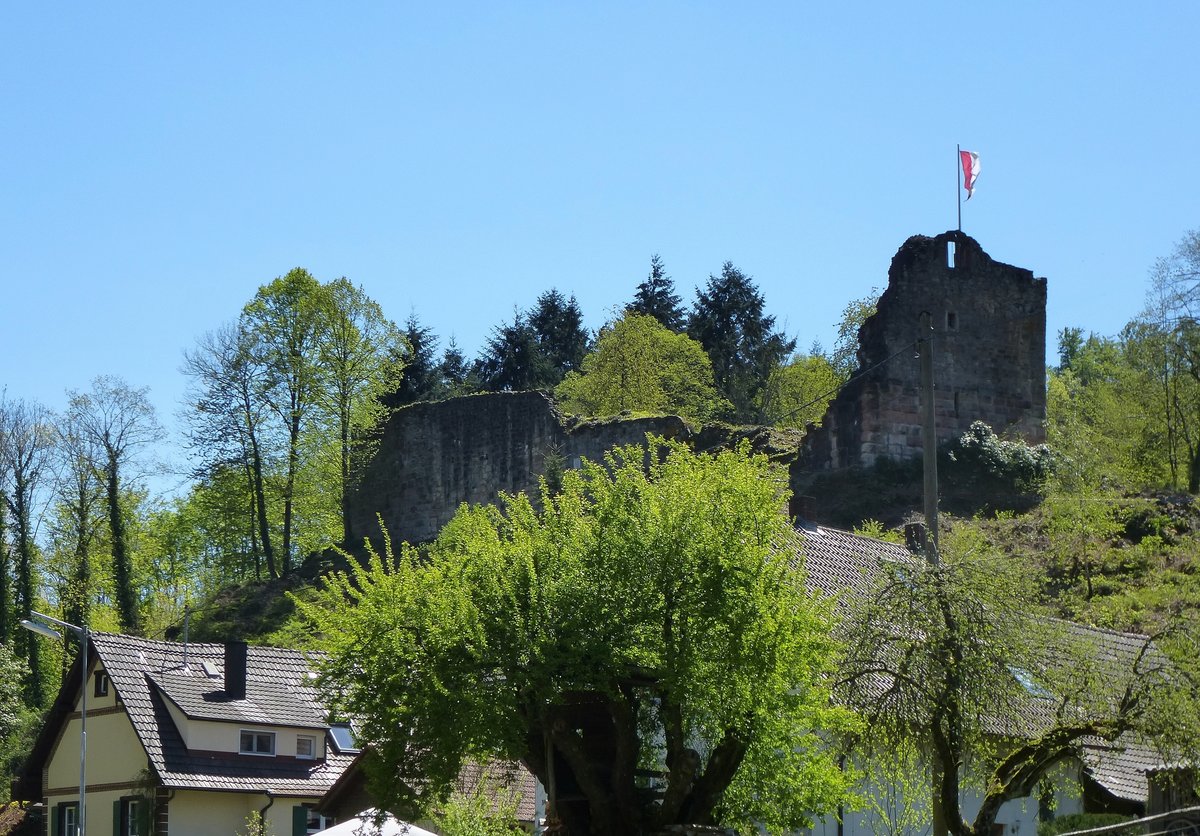 Diersburg, die Ruine der Diersburg, seit dem 17.Jahrhundert zerstrt, Mai 2016