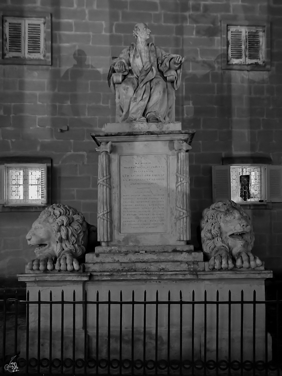 Diese Denkmal in den den Upper Barrakka Gardens soll an Joseph Nicolai Zammit erinnern. (Valletta, Oktober 2017)