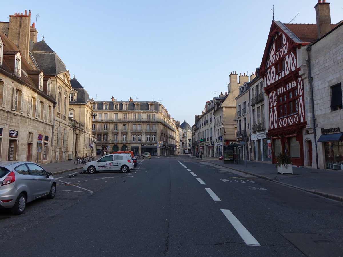 Dijon, Place Bossuet (01.11.2015)