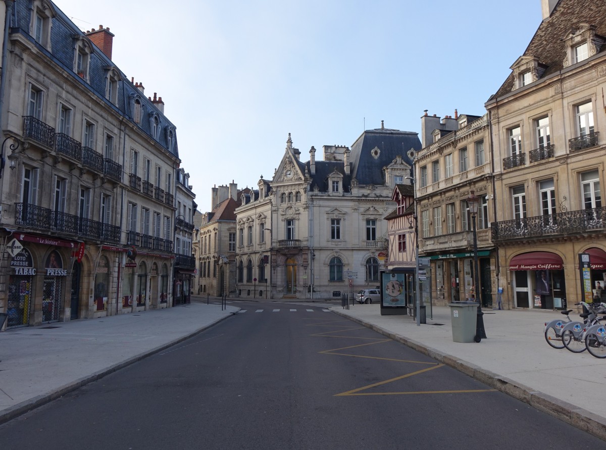 Dijon, Place du Theatre (01.11.2015)