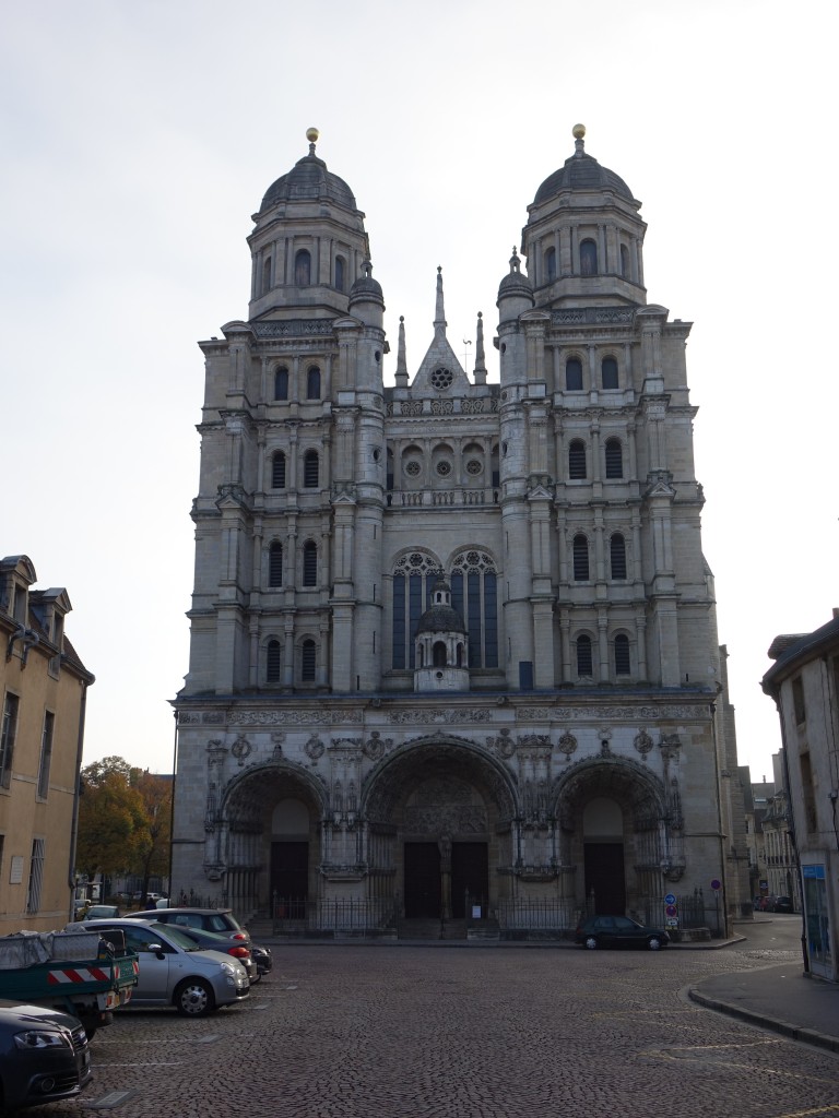 Dijon, Saint-Michel Kirche, erbaut im 15. Jahrhundert (01.11.2015)
