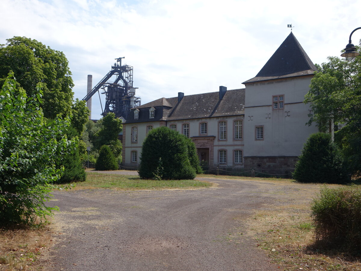 Dillingen, altes Schloss, erbaut im 14. Jahrhundert (15.07.2023)