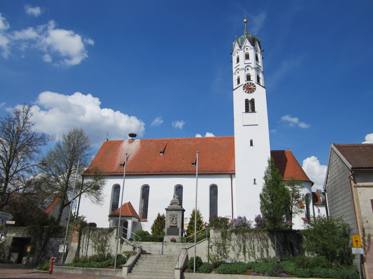 Dinkelscherben, Pfarrkirche St. Anna, erbaut ab 1507, Turm um 1580 (23.04.2014)