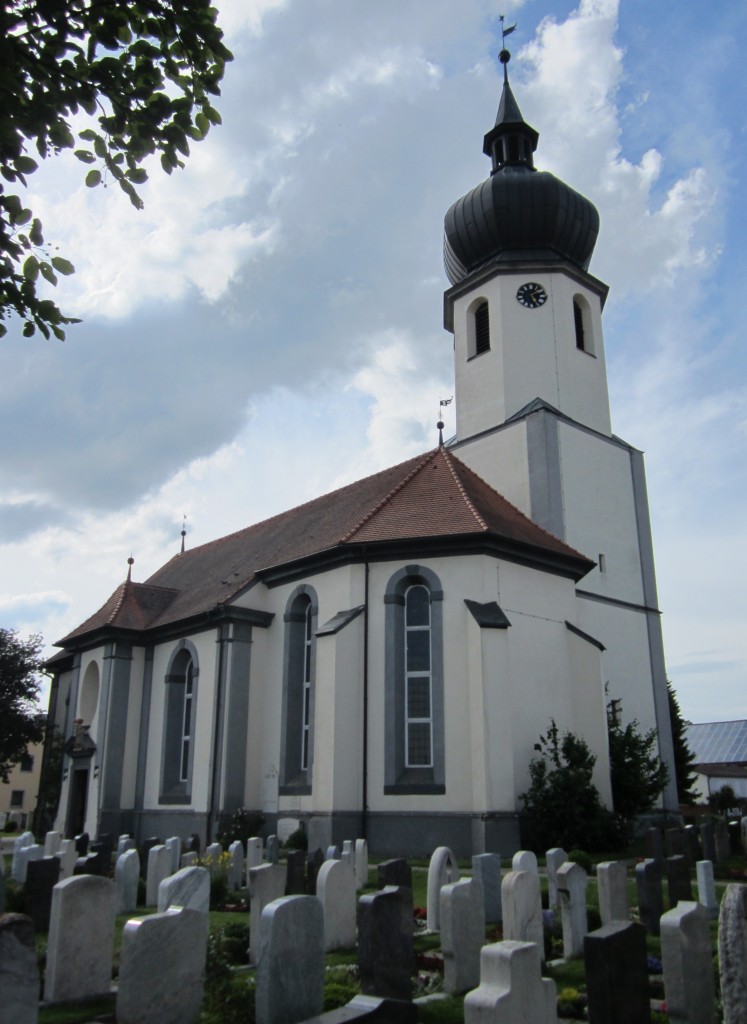 Dittenheim, Ev. St. Peter und Paul Kirche, erbaut von 1699 bis 1702 (15.06.2013)