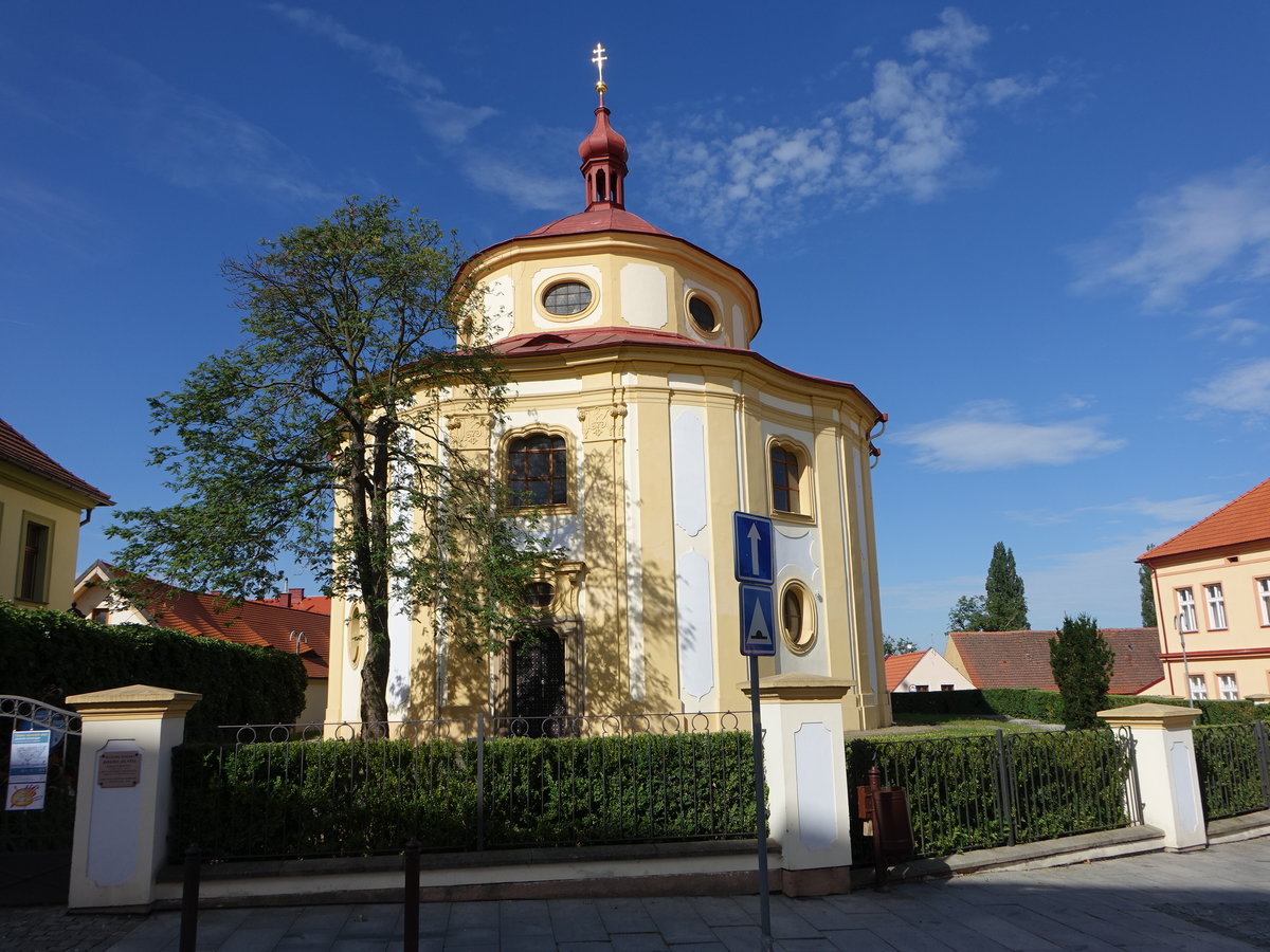 Dobrany, Rundkirche St. Veit, erbaut von 1727 bis 1734 durch Jakob Auguston (06.07.2019)