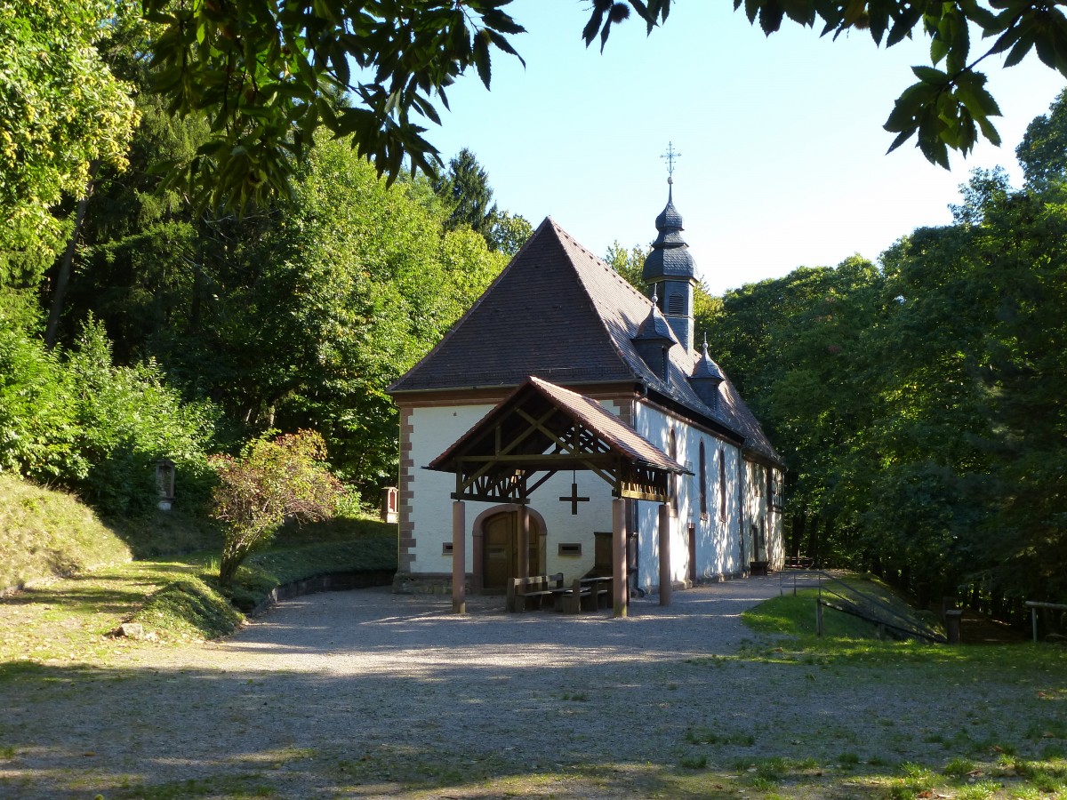 Drrenbach, die auerhalb des Ortes liegende Wallfahrtskapelle auf dem Kolmerberg, Sept.2015