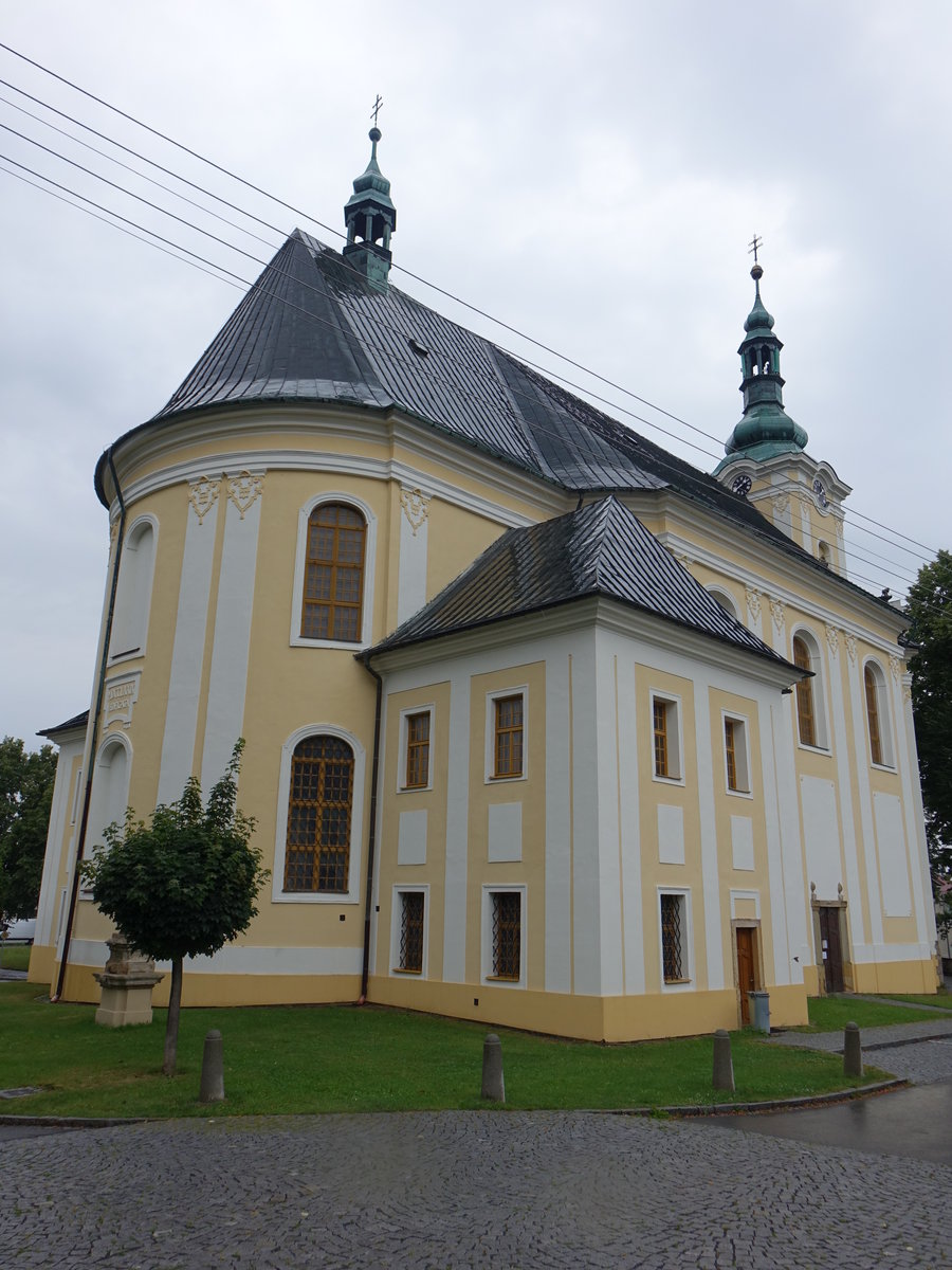 Dolany / Dollein, Pfarrkirche St. Matthus, erbaut von 1776 bis 1785 durch den Baumeister Wenzel Beda (03.08.2020)