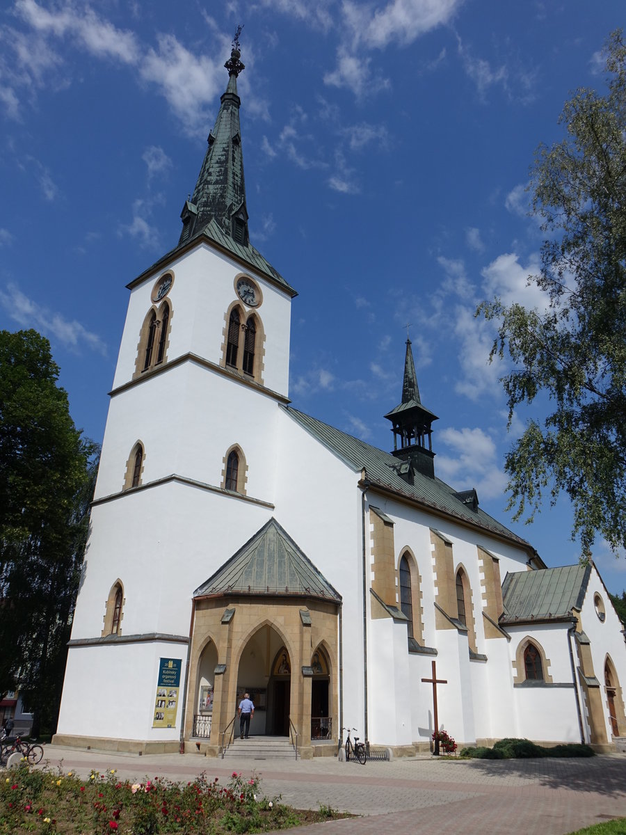 Dolny Kubin / Unterkubin, gotische St. Katharina Kirche, erbaut im 14. Jahrhundert (06.08.2020)