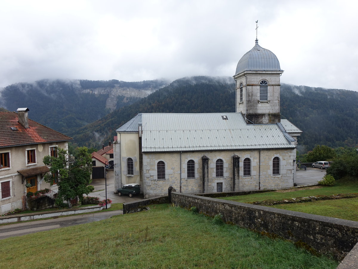 Dorfkirche von Belleydoux, erbaut von 1830 bis 1832 (17.09.2016)