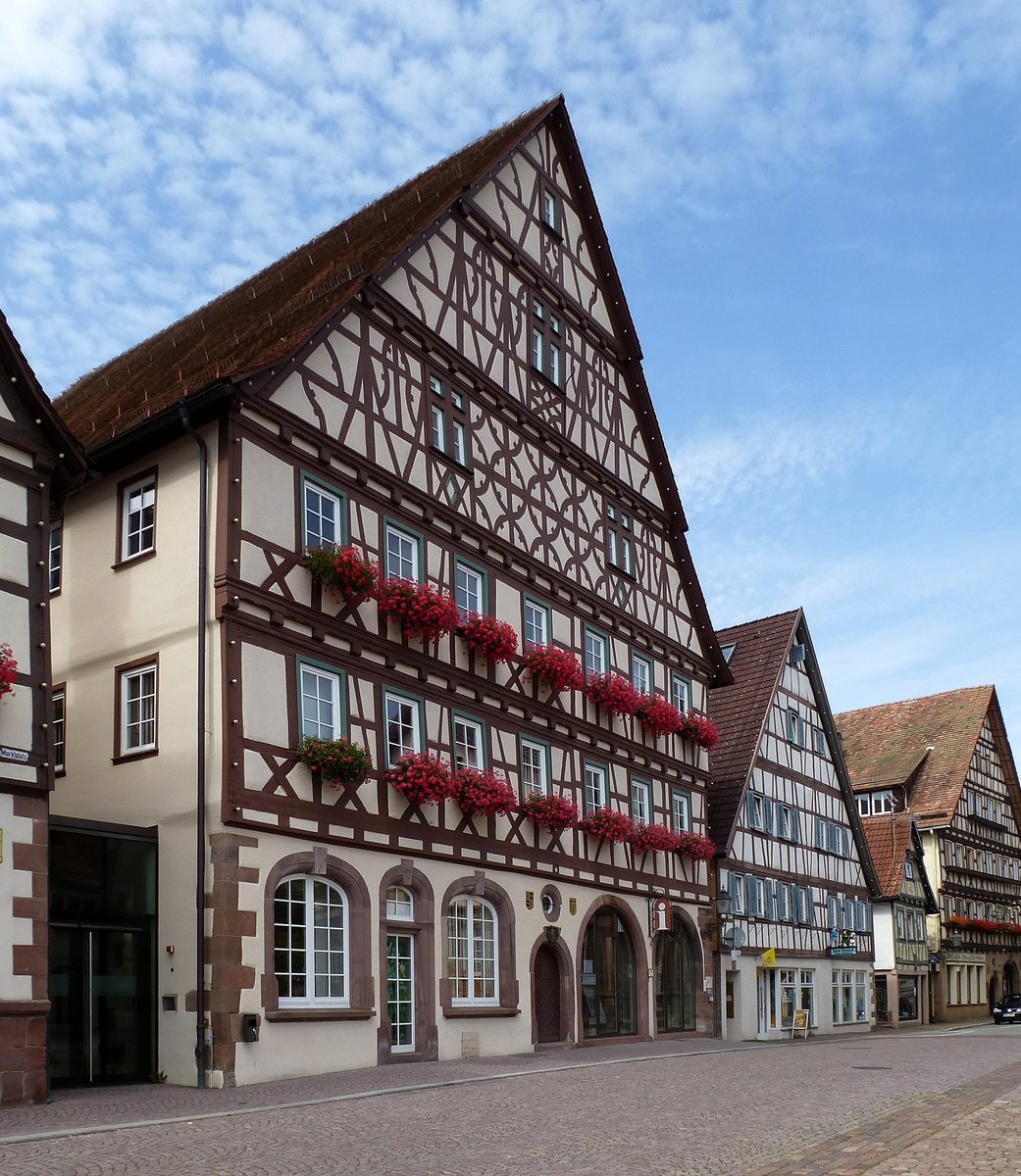 Dornstetten, ehemaliges  Gasthaus zum Ochsen , beherbergt jetzt u.a. die Tourist-Information, Sept.2017