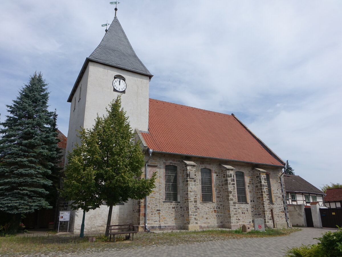 Drackenstedt, evangelische St. Nicolai Kirche, erbaut im 13. Jahrhundert, Kirchenschiff erbaut 1750 (09.08.2025)