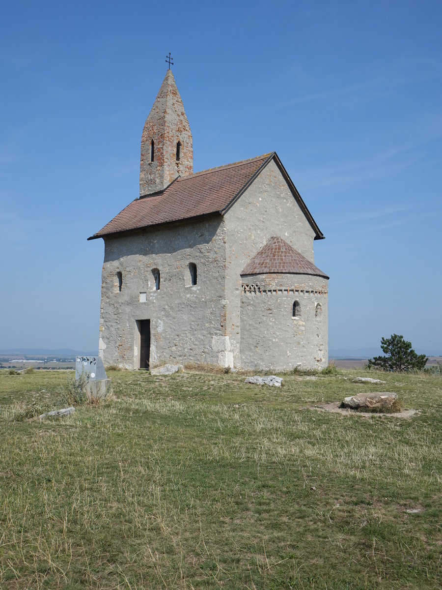 Drazovce / Draschowitz, frhromanische St. Michael Kirche, erbaut im 12. Jahrhundert (28.08.2019)