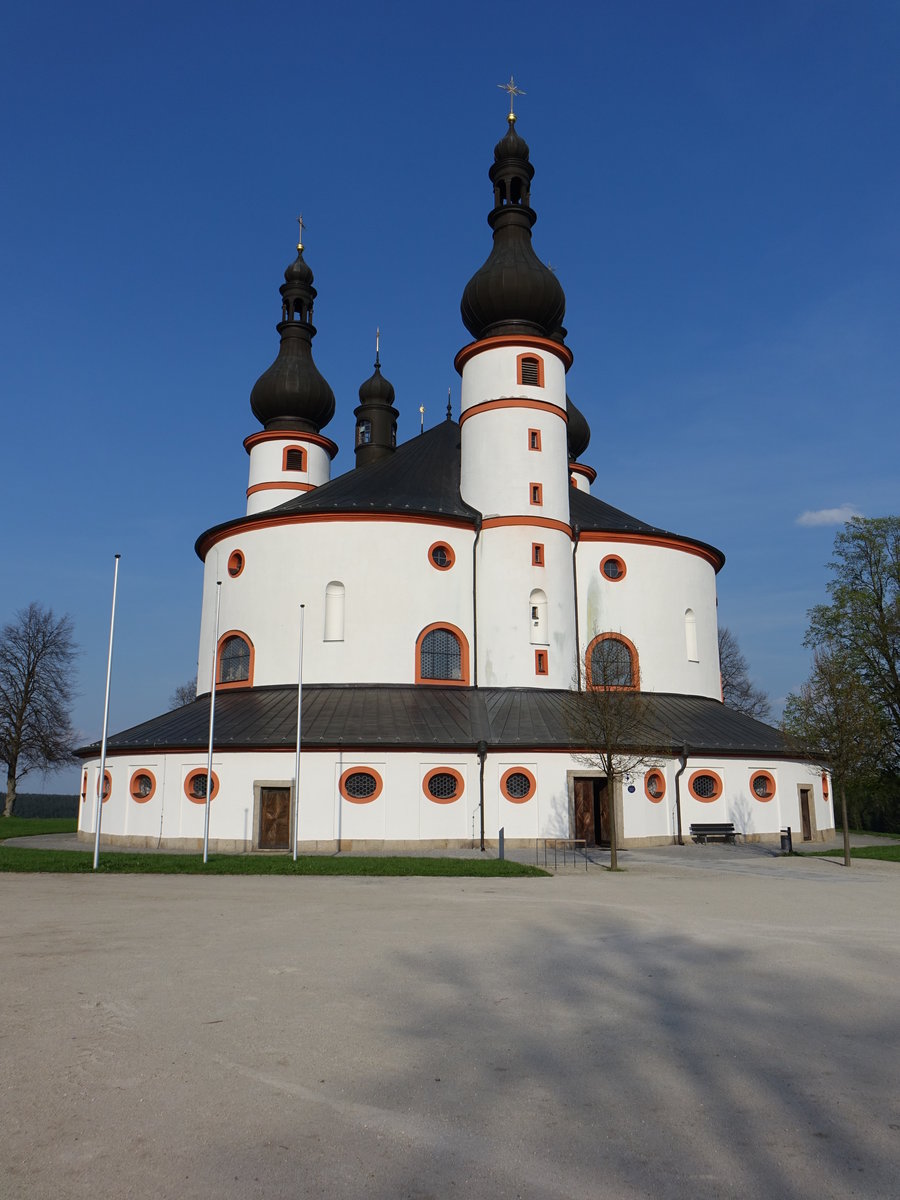 Dreifaltigkeitskirche Kappl, erbaut 1685–1689 nach Plnen von Georg Dientzenhofer (22.04.2018)