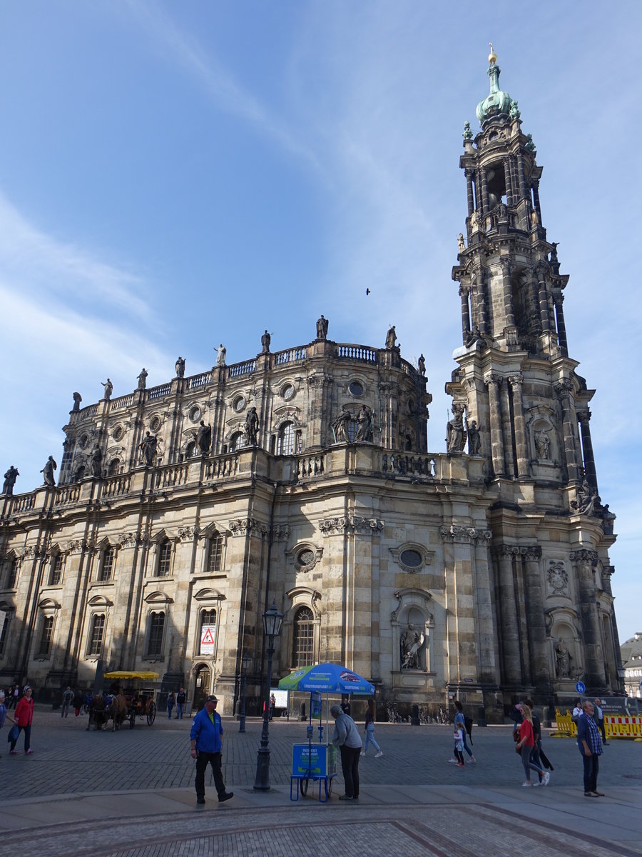 Dresden, Hofkirche St. Trinitatis, erbaut von 1739 bis 1755 durch Gaetano Chiaveri (02.10.2020)